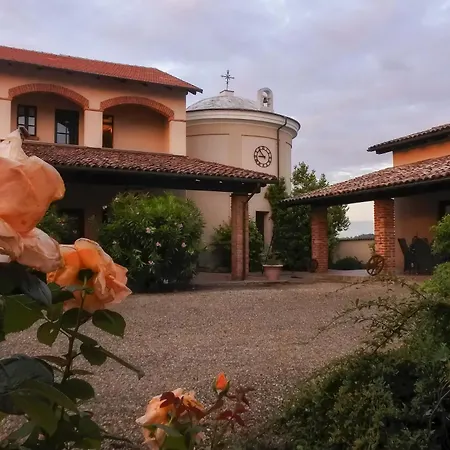 Bauernhof Azienda Agricola Tenuta Del Barone Calliano (Piedmont)